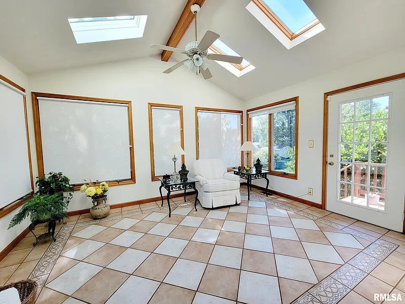 Thumbnail 14