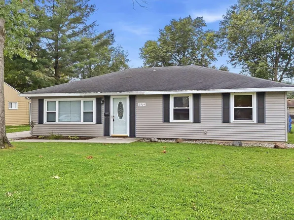 3924 Indian Hills Dr, Fort Wayne, IN 46809