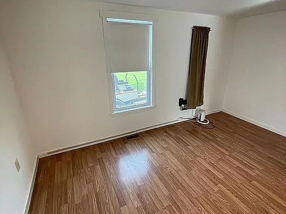 5th image of 6952 Wertzville Rd