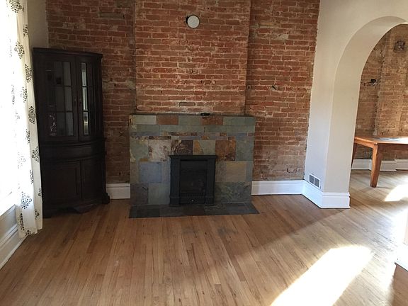 2nd image of 3029 N Franklin St
