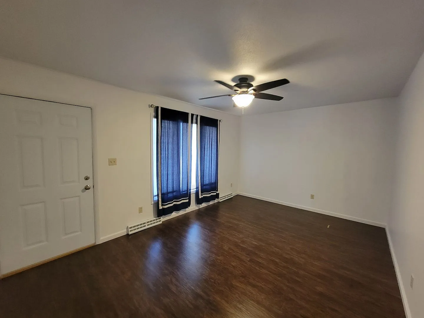 4 Bed 2 Bath Single-Family Home for RENT — Photo 4