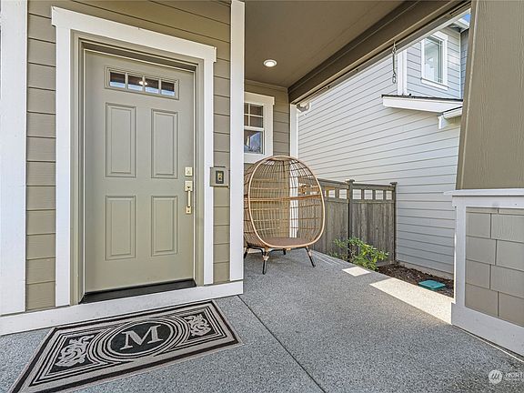2nd image of 33125 Glacier Avenue SE
