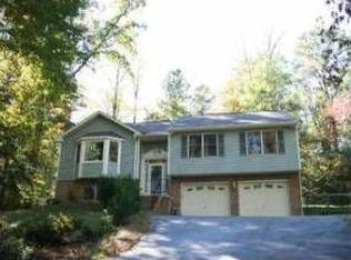 52 Midway Rd, Stafford, VA 22554