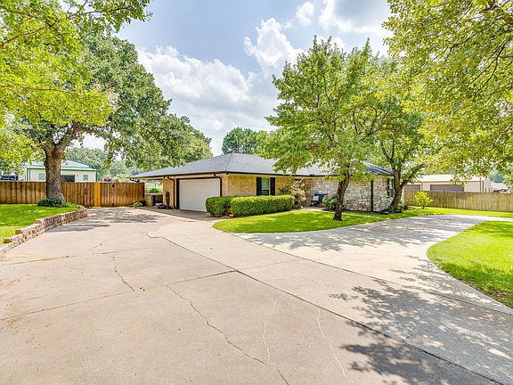 2nd image of 7008 County Road 527