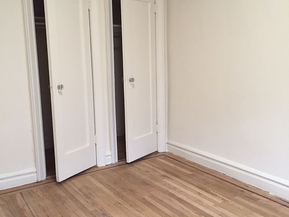 2nd image of 4141 44th St #4F