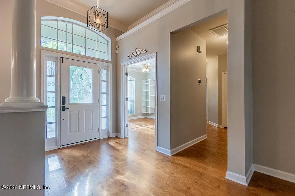 3 bed, 2.5 bath, 2499 sqft, $2,750 — Photo 4