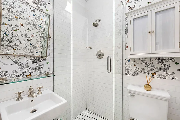 Sold by Compass | media 27