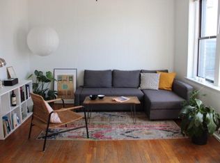 11 Park Dr APT 34, Boston, MA 02215