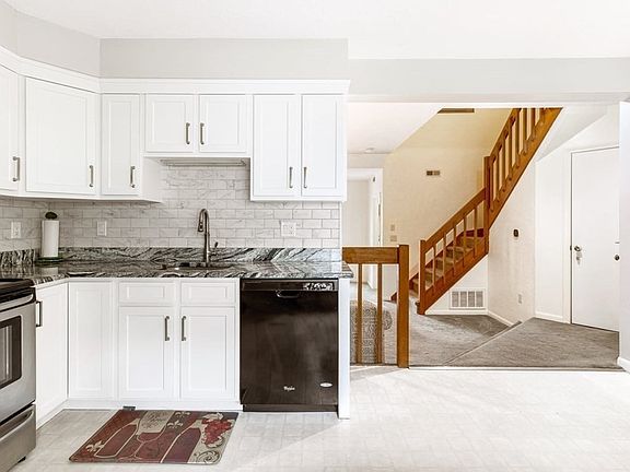 5th image of 189 Tall Oaks Dr #E