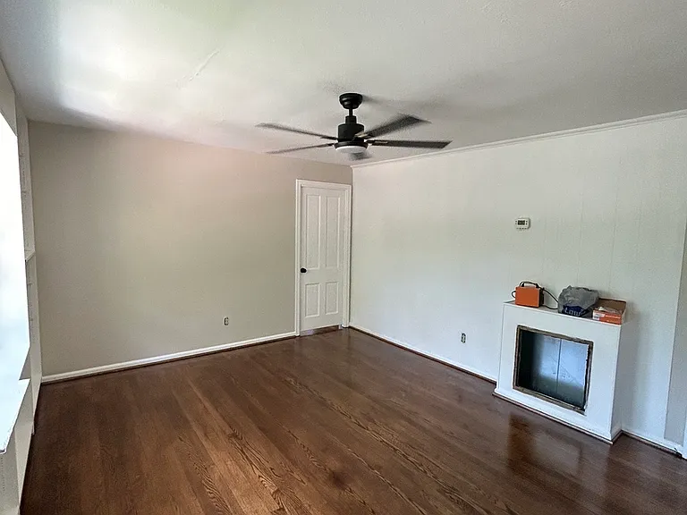 4737 Yellow Mountain Rd — Photo 5