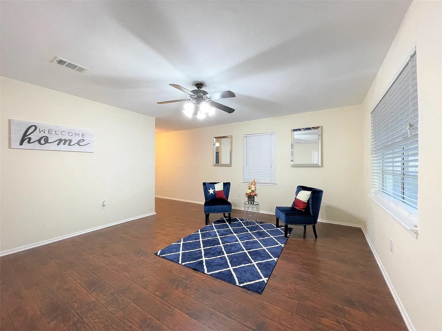 2 bed, 1240 sqft, $1,799 — Photo 4