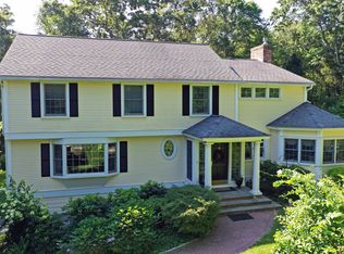 6 Hillcrest Ct, Old Saybrook, CT 06475