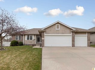 8119 S 167th St, Omaha, NE 68136