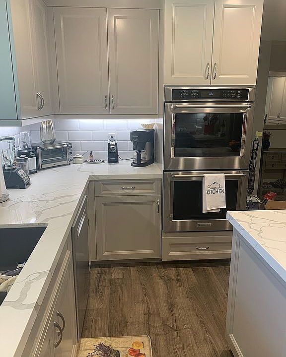 2nd image of 12339 Lois Ln