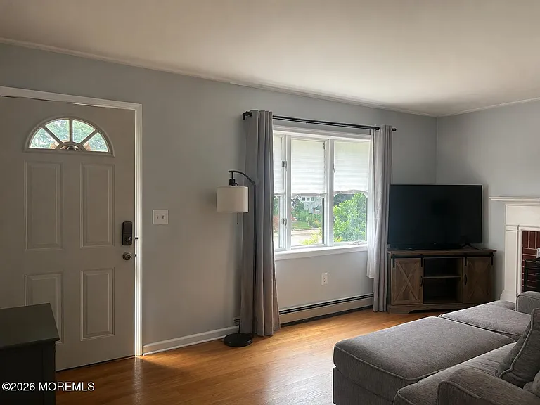 100 Luppatatong Ave — Photo 2