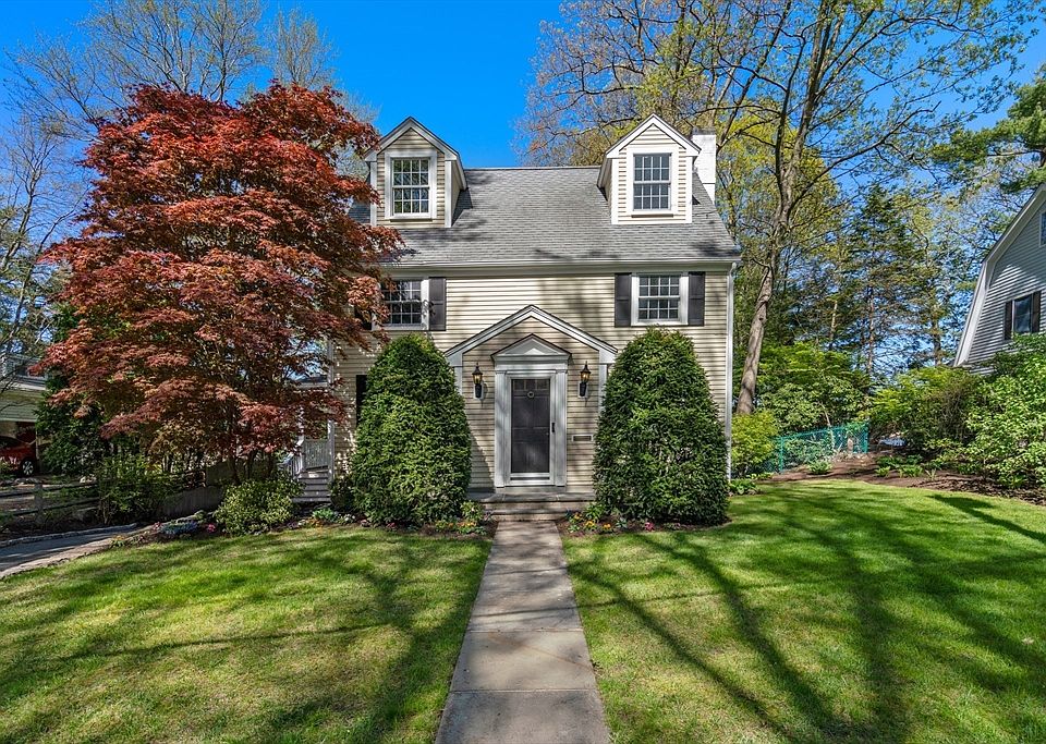 1st image of 31 College Rd