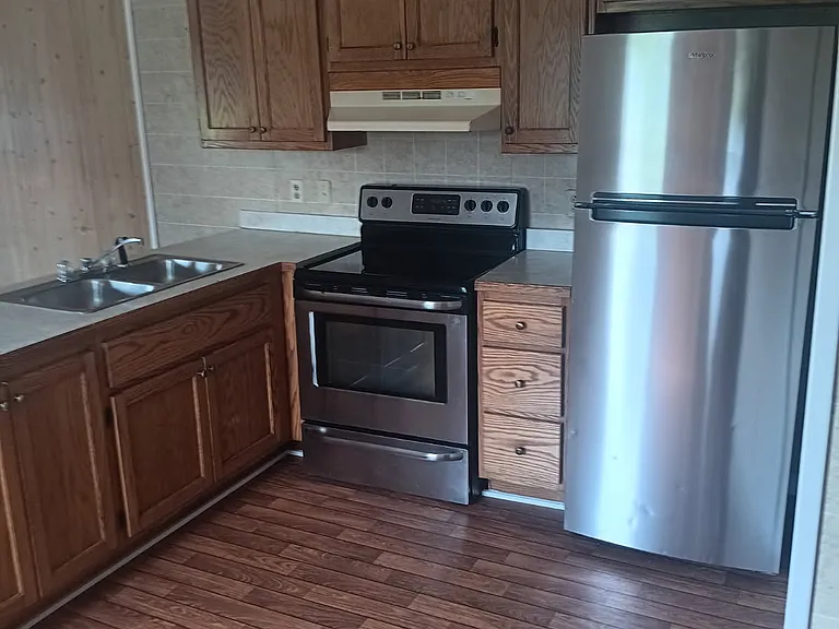 688 Bell Ln #7 — Photo 1
