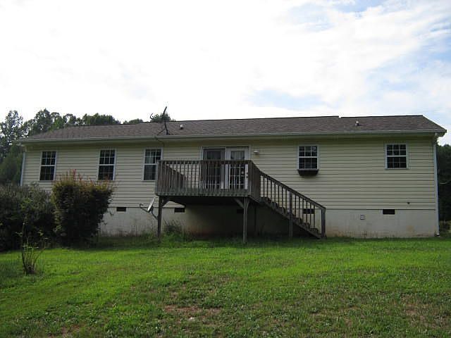 2nd image of 134 Yadkin River Rd
