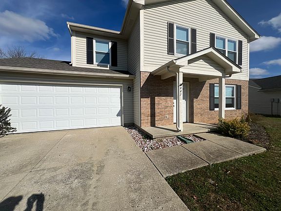 Front/Driveway.