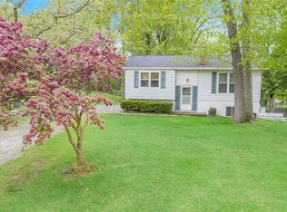 531 Skyline Dr, Horton, MI 49246