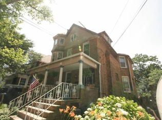 27 Bonn Pl, Weehawken, NJ 07086