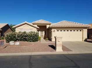 24212 S Starcrest Dr, Sun Lakes, AZ 85248