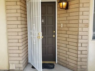 5101 Appleblossom Dr #4, Bakersfield, CA 93309