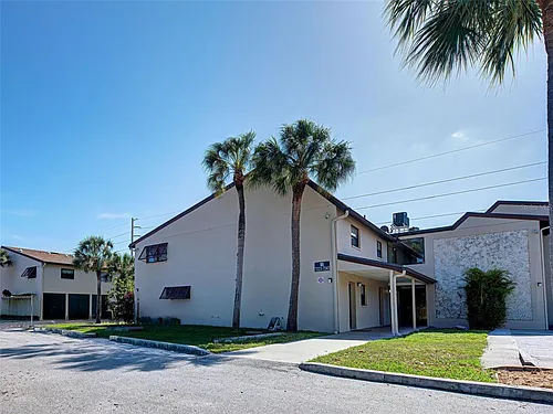 7237 Cloister Dr #207 Photo 1