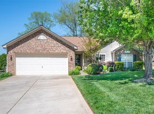 164 Foxtail Dr, Mooresville, NC 28117