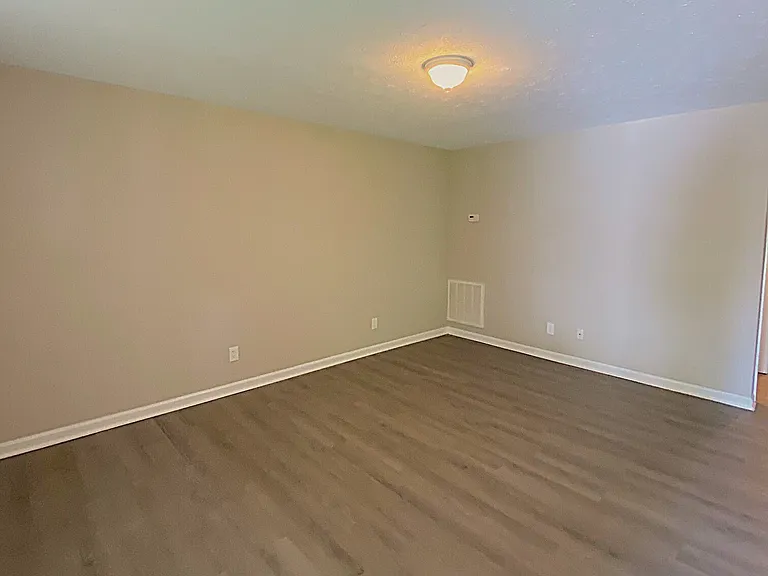 191 Harvell Dr #G1 — Photo 4