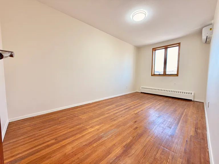 185 Oxford St #2 — Photo 11