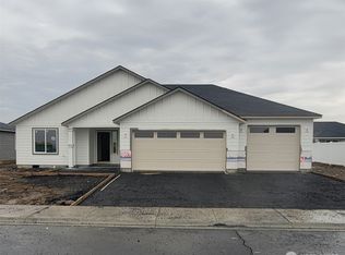 1154 8th Ave NE, Ephrata, WA 98823