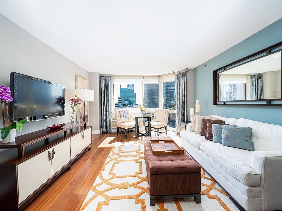 1st image of 20 2nd St APT 1910