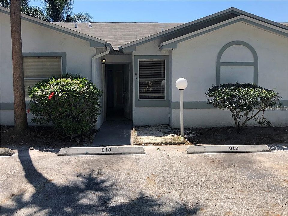 1st image of 818 Angela Ln