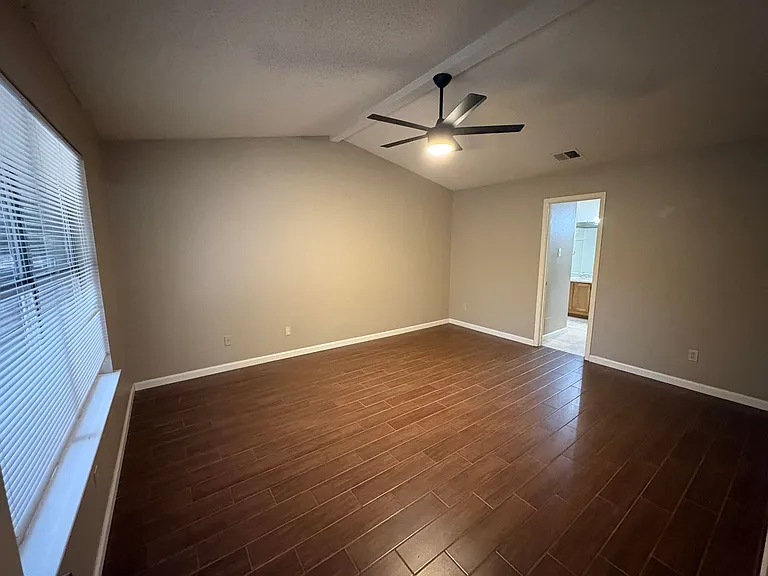 2902 Sabinal Trl — Photo 15