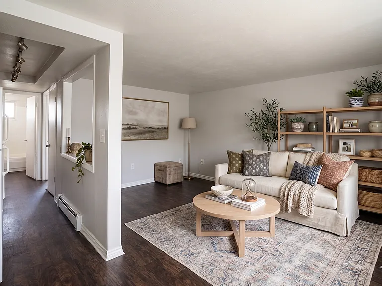 Dexter Street Apartments — Photo 16