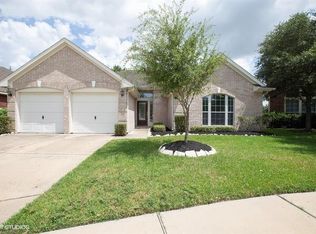 10906 Lyndbrook Ln, Cypress, TX 77433