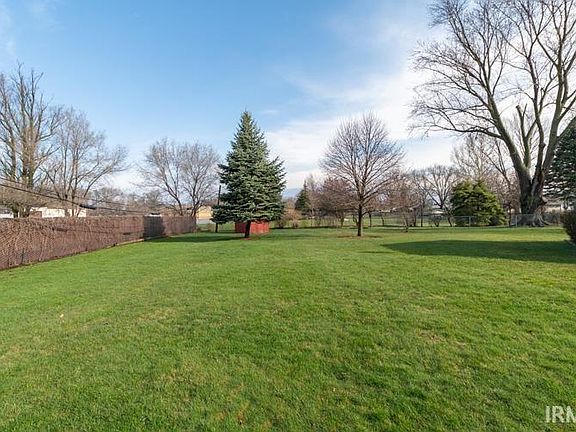 3rd image of 2507 Gordon Cir