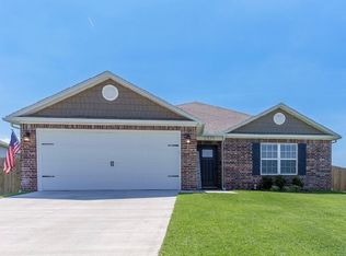 2325 Pinewood Ave, Lowell, AR 72745