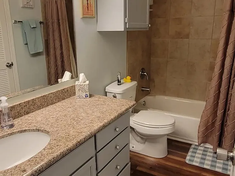 615 Keller St — Photo 22