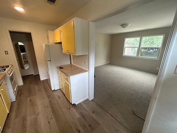 kitchen/livingroom