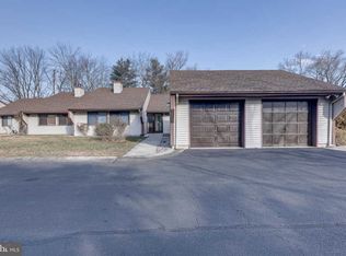 13 E Azalea Ln, Mount Laurel, NJ 08054