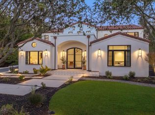 543 Asilomar Blvd, Pacific Grove, CA 93950