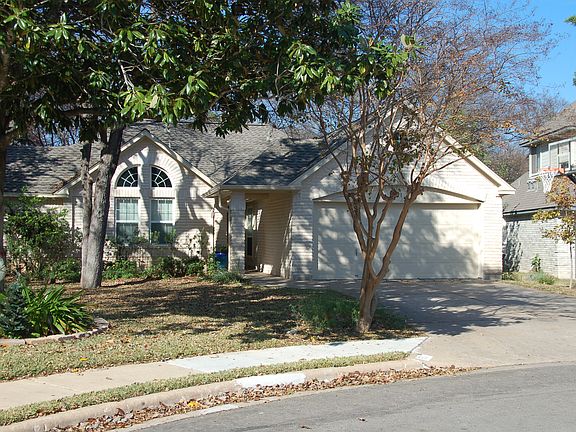 2nd image of 611 Cloud Ct