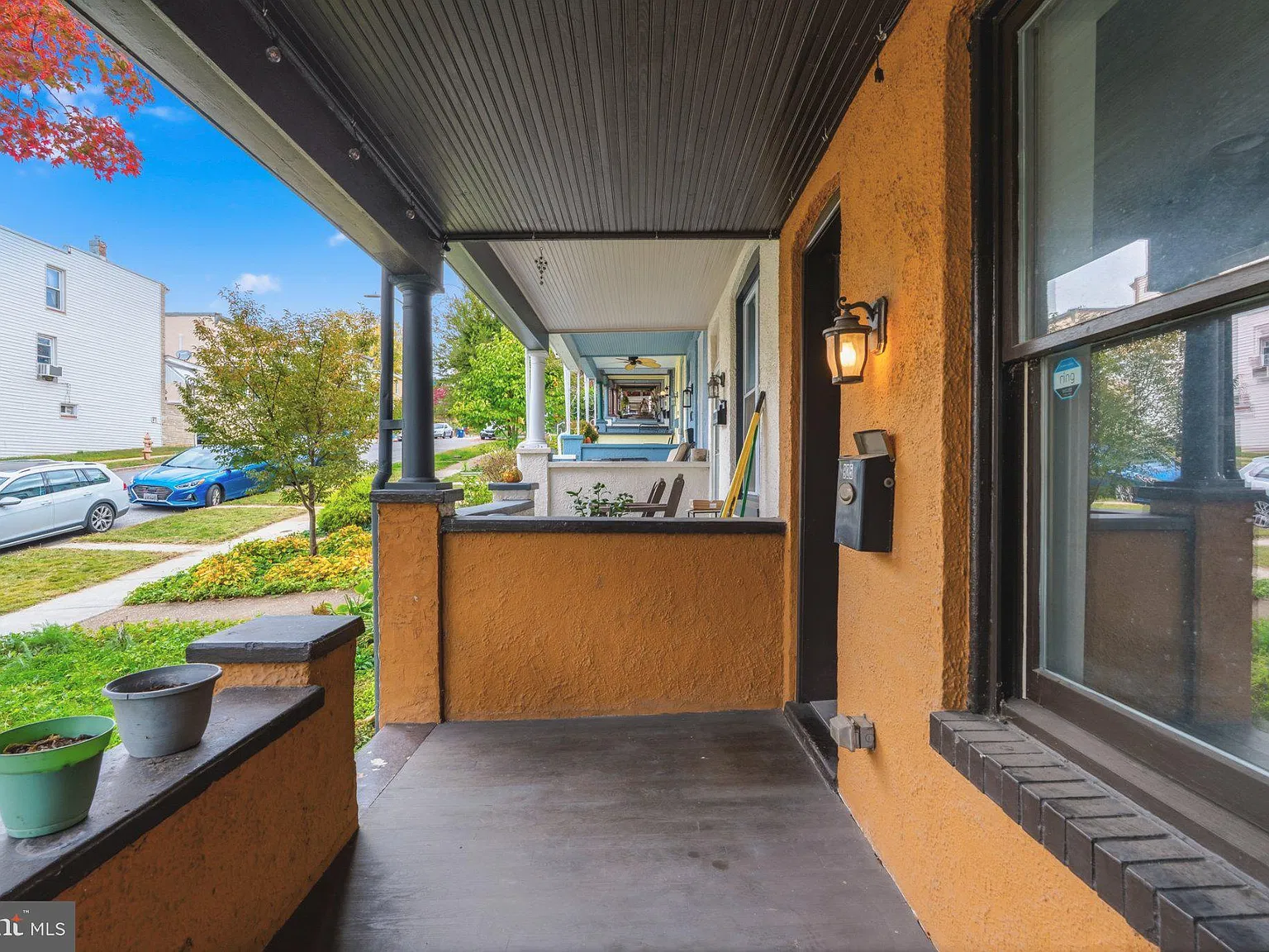 3 bed, 3.0 bath, 1040 sqft, $3,000 — Photo 3