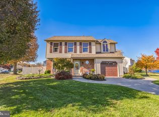 42 Longhurst Rd, Marlton, NJ 08053