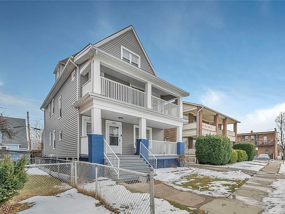 2nd image of 1379 Lakewood Ave