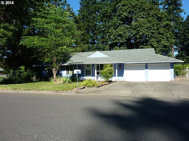 1st image of 501 SE 123rd Ave