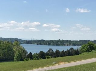 263 Commodore Dr, Lenoir City, TN 37772