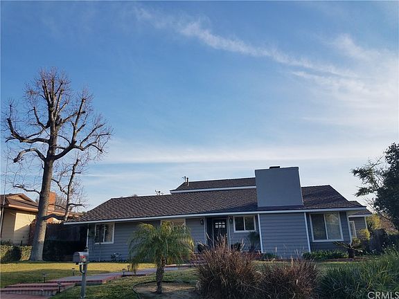 3rd image of 1614 Skyline Dr